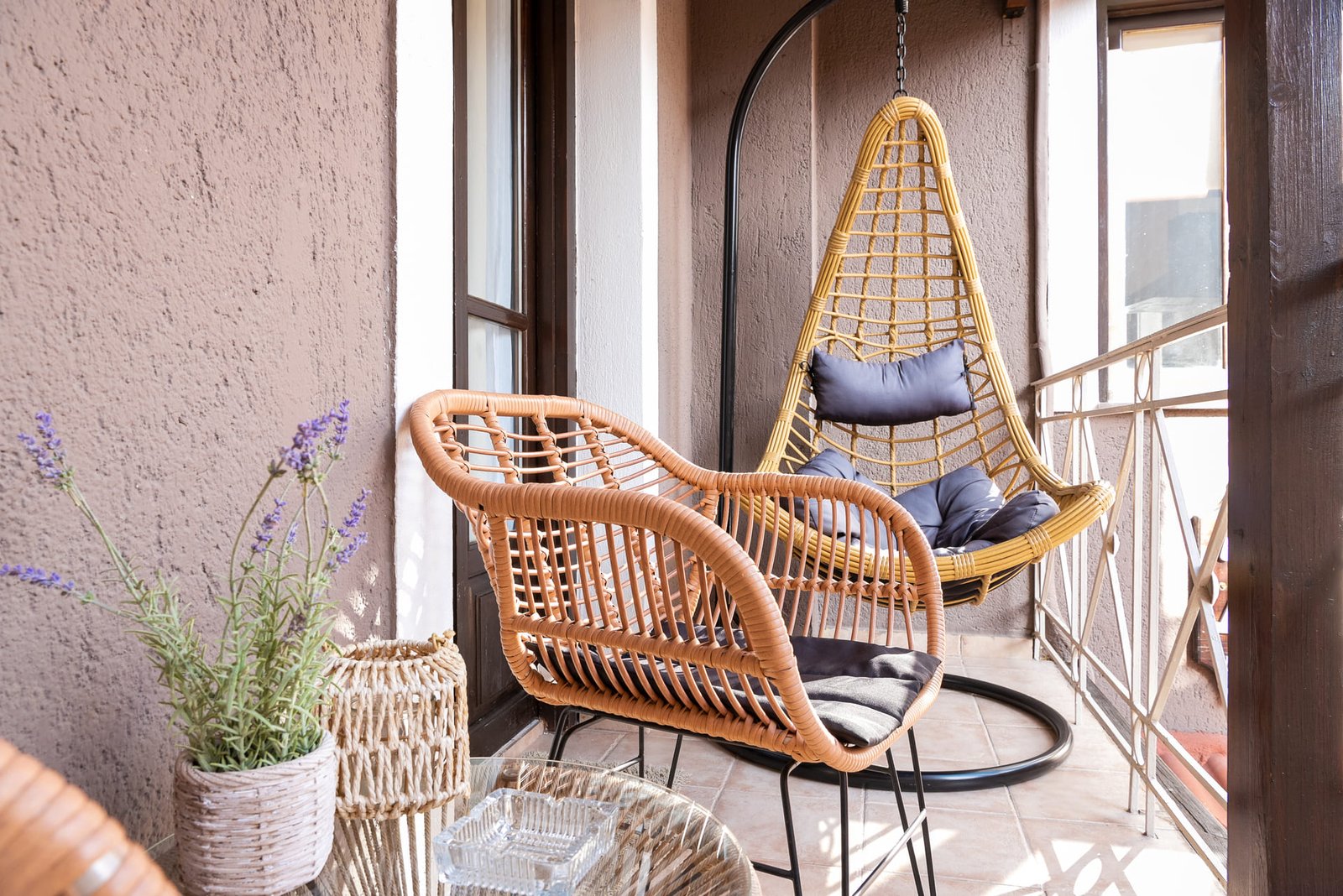 Χαλάρωση στο Μπαλκόνι