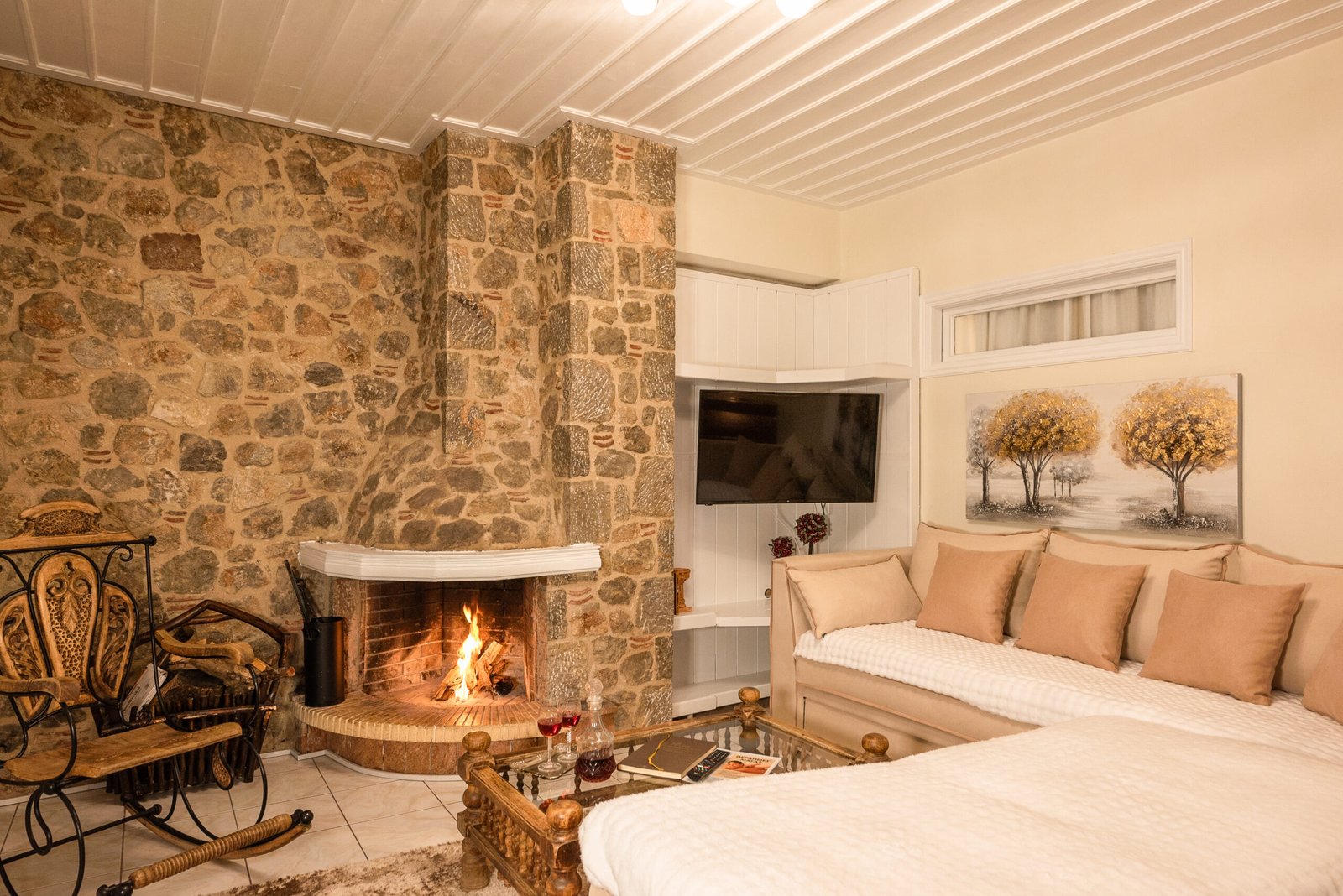 Σαλόνι με Τζάκι